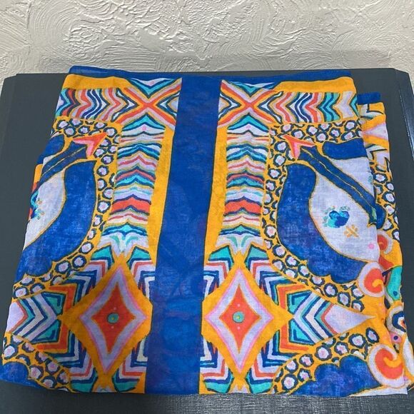 Aerie Vibrant Retro Infinity Loop Scarf - Picture 2 of 5